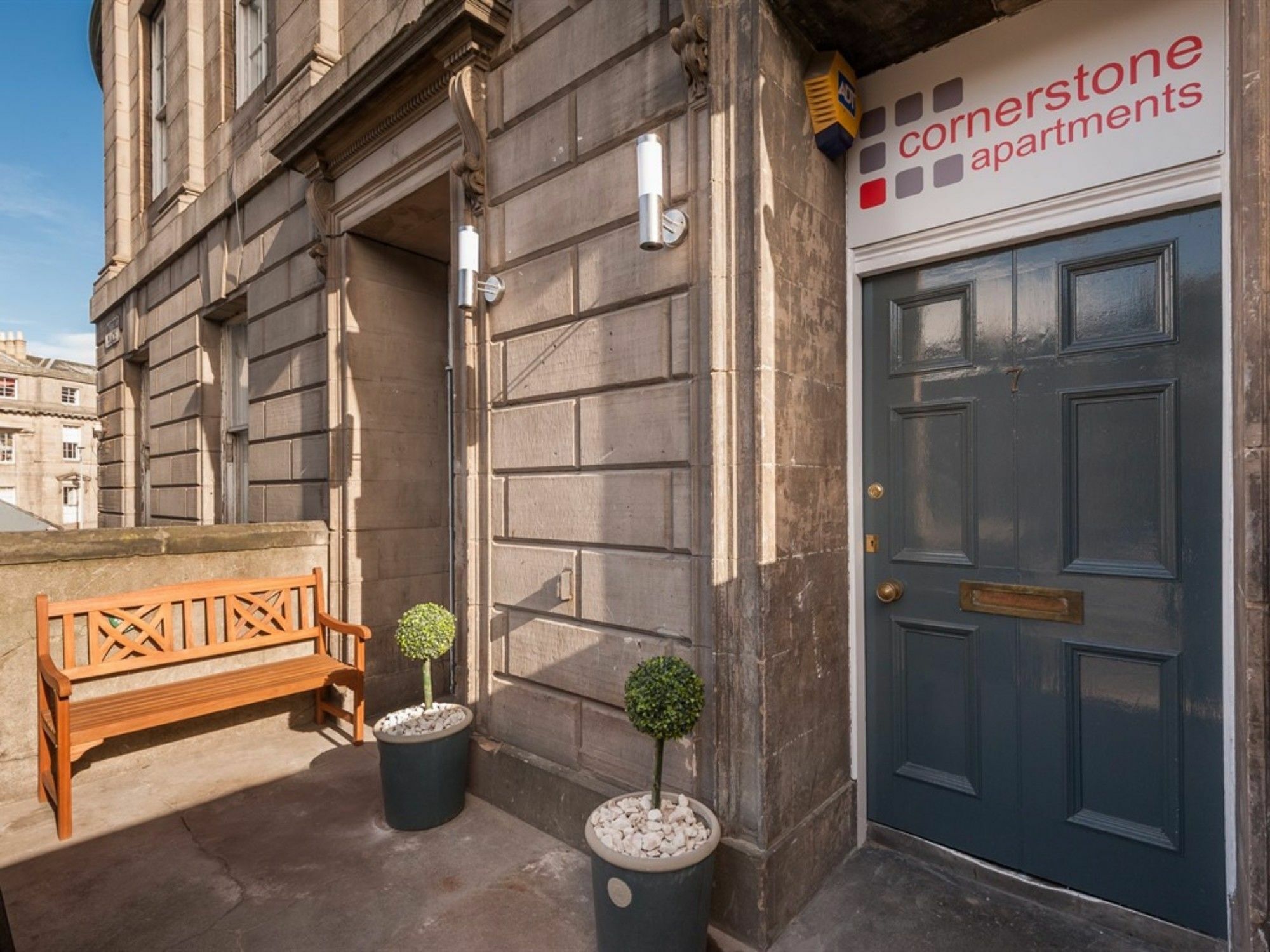 Cornerstone Apartments Edinburgh Exterior photo